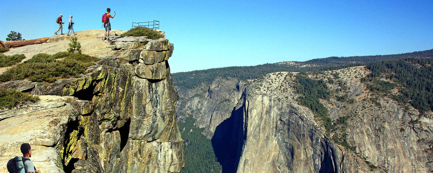Yosemite Hiking Adventure – Lodge Based